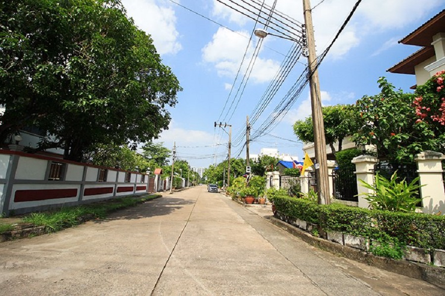 Baan-Muang-Thong-1